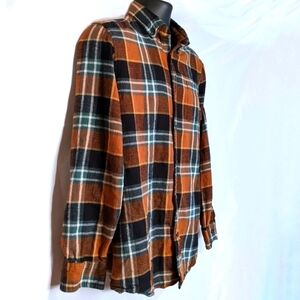 St John's Bay Men's Button Down Flannel Shirt Medium 100% cotton